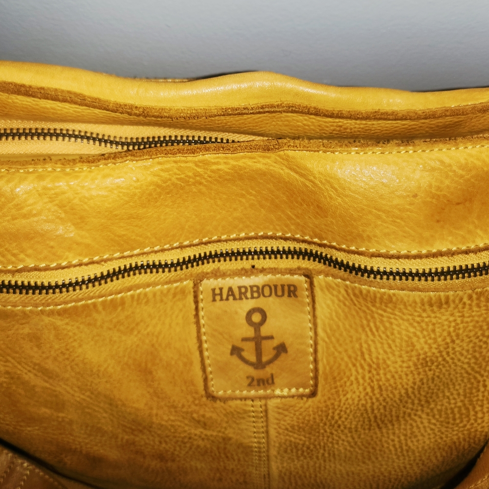 HARBOUR 2ND Mustard Shoulder Bag - Picture 14 of 15